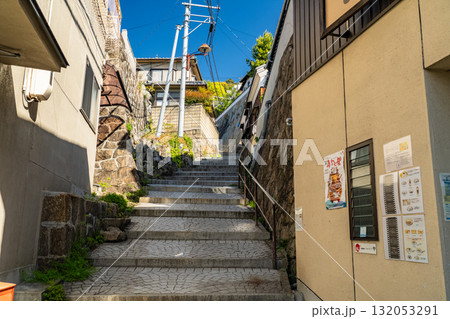 《広島県》尾道・坂の街の風景 《広島県》尾道・坂の街の風景 132053291
