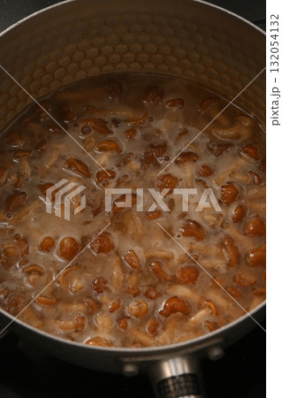 なめこの味噌汁 132054132