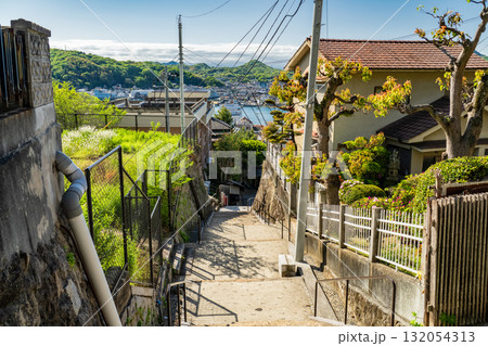 《広島県》尾道・坂の街の風景 132054313