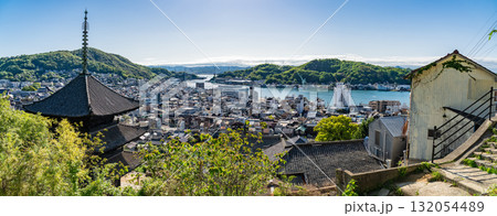 《広島県》尾道・坂の街の風景 132054489