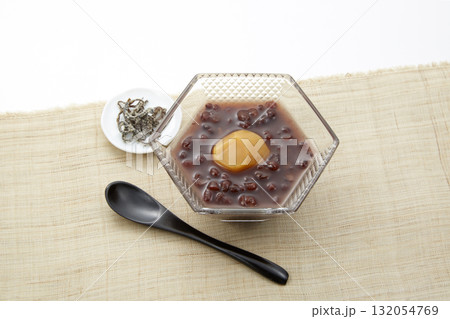 美味しそうな冷やしぜんざいのイメージ 132054769