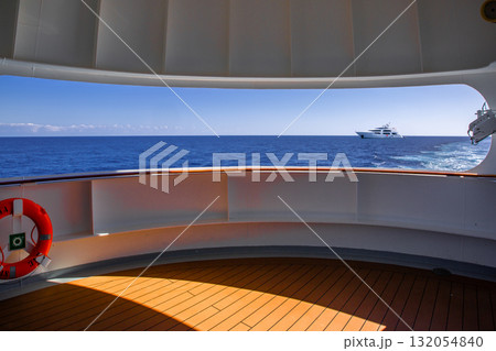 クルーズ船 クルーズ船 132054840