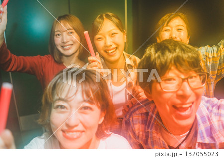 supporting my fave 132055023