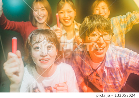 supporting my fave 132055024