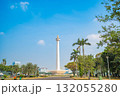 ジャカルタのモナス（独立記念塔）－青空にそびえるインドネシアの象徴 132055280
