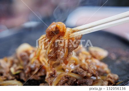 出来立てのバラ焼き(青森県十和田市) 出来立てのバラ焼き(青森県十和田市) 132056136