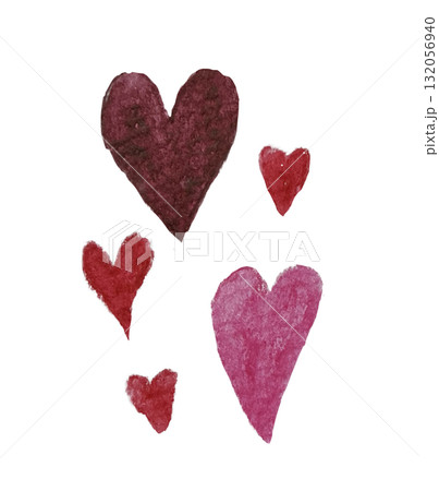赤いハートの切り抜き 132056940