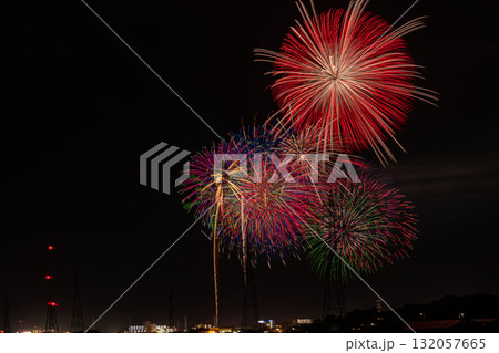 田原市の渥美半島花火大会の風景(愛知県) 132057665