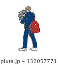 花束を持った人物／カラー 132057771