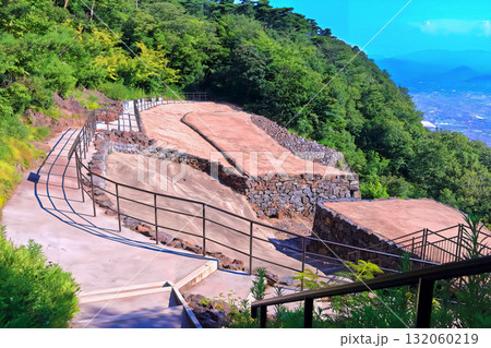 【香川県】源平合戦で有名な屋島にある「屋嶋城」の城跡 132060219
