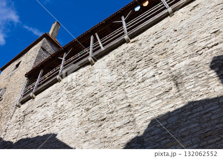 バルト三国のエストニアの首都タリン歴史地区の風景 132062552
