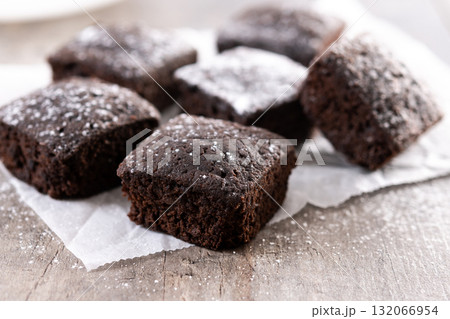 Homemade chocolate brownies with sugar powder 132066954