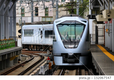上下線の高架化を終えた『とうきようスカイツリー駅』を行く… 東武特急【スペーシアX】N100系 上下線の高架化を終えた『とうきようスカイツリー駅』を行く… 東武特急【スペーシアX】N100系 132067547