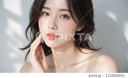 綺麗な女性のビューティーイメージ 132068991