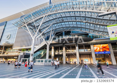 博多駅博多口　朝景 132069374