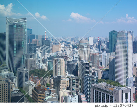 麻布台ヒルズより望む愛宕・新橋・虎ノ門方面の眺望　 都市景観（2025年9月） 132070437