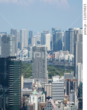 麻布台ヒルズより望む新橋・浜離宮・勝どき方面の眺望 都市景観(2025年9月) 麻布台ヒルズより望む新橋・浜離宮・勝どき方面の眺望 都市景観(2025年9月) 132070825
