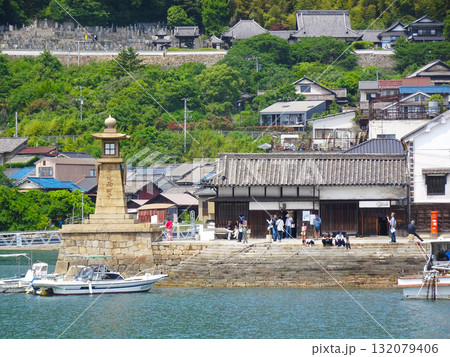 鞆の浦の常夜灯(広島県福山市) 鞆の浦の常夜灯(広島県福山市) 132079406