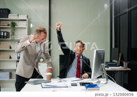 Those who work hard, win in the conference room new startup project Those who work hard, win in the conference room new startup project 132080856