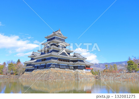 長野県松本市、国宝松本城の風景 132081275