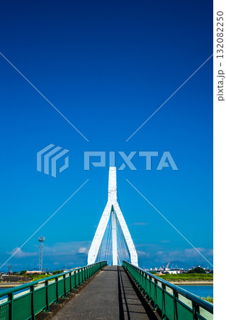 球磨川 金剛歩道橋【熊本県八代市】 球磨川 金剛歩道橋【熊本県八代市】 132082250
