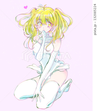 小悪魔風の女性 白色 小悪魔風の女性 白色 132085224