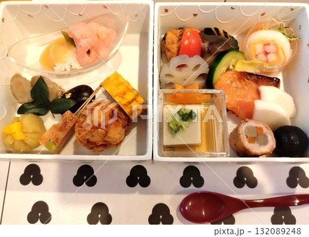 観光列車ろくもん しなの鉄道 和食ランチ 観光列車ろくもん しなの鉄道 和食ランチ 132089248