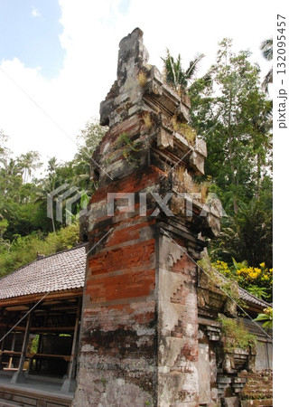 石塔（グヌンカウィ遺跡 近郊／バリ島･インドネシア） 132095457