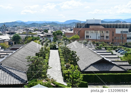 松坂城から眺める御城番屋敷(三重県松阪市殿町) 松坂城から眺める御城番屋敷(三重県松阪市殿町) 132096924