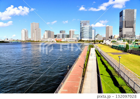 晴海大橋よりららぽーと豊洲方面を望む(東京都江東区)【2025.10】 晴海大橋よりららぽーと豊洲方面を望む(東京都江東区)【2025.10】 132097028