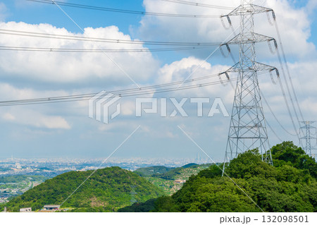 二上山中腹から北西方向の大阪方面を望む風景 132098501