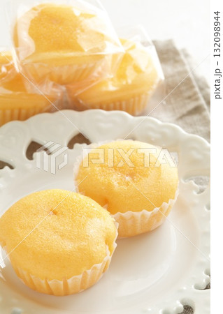 蒸しカップケーキ 蒸しカップケーキ 132098944