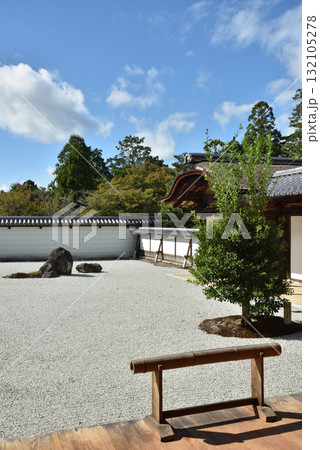 曼殊院門跡　宸殿前庭　盲亀浮木の庭(京都市左京区) 132105278