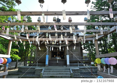 水原八幡宮の風鈴（新潟県） 132107988