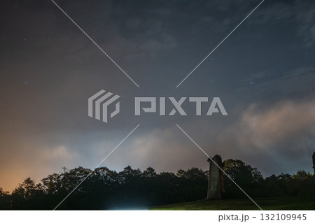日本の岡山県高梁市の公園で見たとても美しい星空 132109945