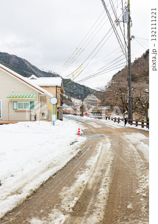 冬化粧した湯原温泉街 冬化粧した湯原温泉街 132111221