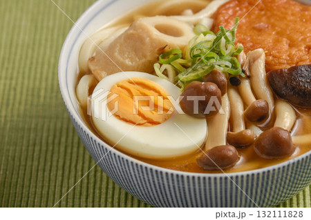 温かく具沢さん　おでんうどん 132111828