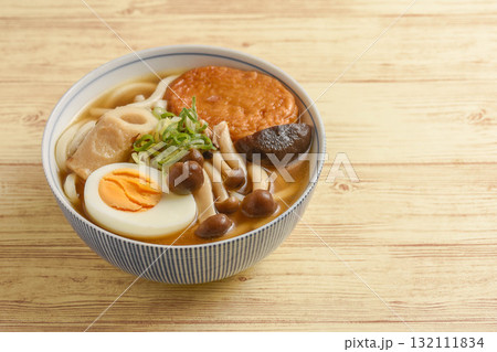 温かく具沢さん　おでんうどん 132111834