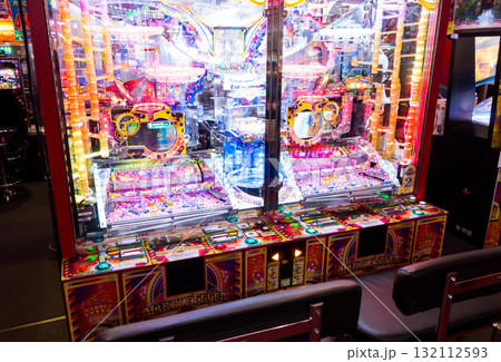 ダイバーシティ東京プラザ ラウンドワン ゲームセンター メダルゲーム