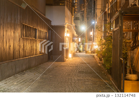 《東京都》神楽坂・かくれんぼ横丁 132114748