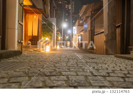《東京都》神楽坂・かくれんぼ横丁 132114763
