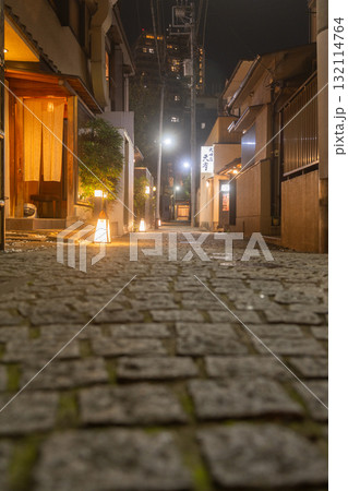 《東京都》神楽坂・かくれんぼ横丁 《東京都》神楽坂・かくれんぼ横丁 132114764