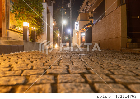 《東京都》神楽坂・かくれんぼ横丁 132114765