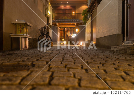 《東京都》神楽坂・かくれんぼ横丁 132114766