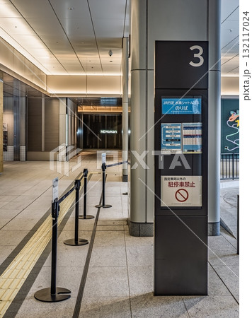 JR竹芝水素シャトルバスのバス停「高輪ゲートウェイ駅」 132117024