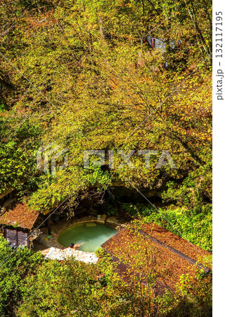 秋の白骨温泉 公共露天風呂《長野県 松本市》 秋の白骨温泉 公共露天風呂《長野県 松本市》 132117195