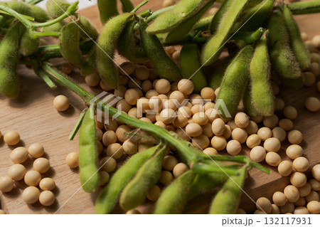 大豆と枝豆 132117931