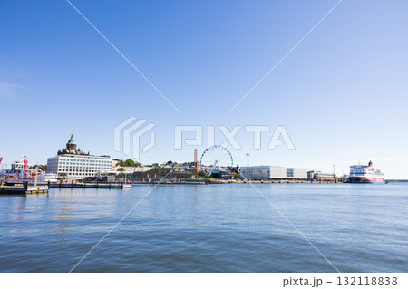 ヨーロッパ、フィンランドのヘルシンキ港の風景 132118838