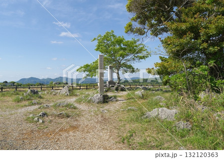 秋吉台　若竹山山頂 132120363