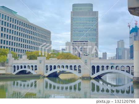 日曜日の大阪北浜界隈 日曜日の大阪北浜界隈 132120766